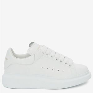 ALEXANDER MCQUEEN Women's Oversized Sneaker in White Size 36.5